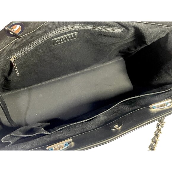 CHANEL Patent Quilted Leather Coco Shine Shopping Tote Large CC Chain Bag - Picture 11 of 16